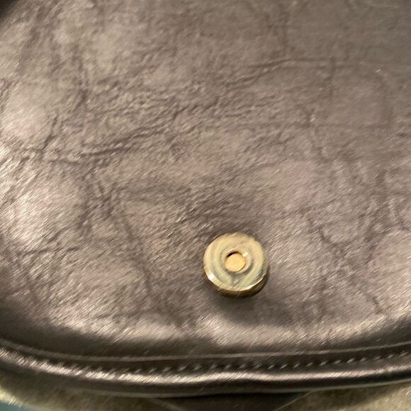 #135 Boutique Leather Black Saddle Bag - Picture 3 of 11